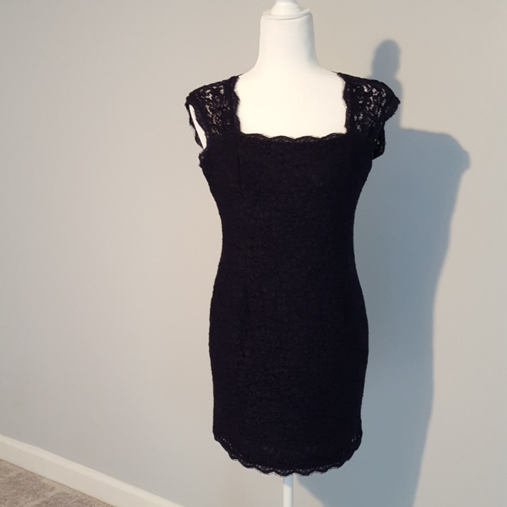 Adrianna Papell Navy Lace Sheath Dress Size 6P